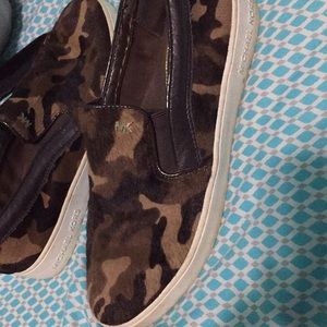 Michael kors slip on